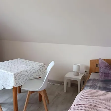 Gaestewohnung Im Familienhaus 볼프스부르크